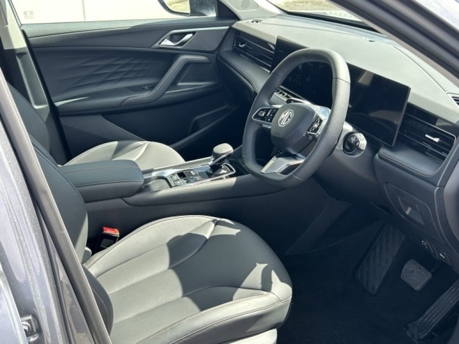 2026 MG HS Essence SUV Image 9