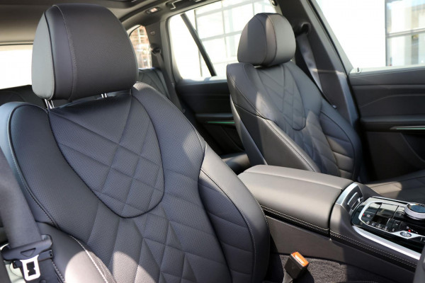 2025 BMW X5 G05 LCI xDrive30d M Sport SUV image 17