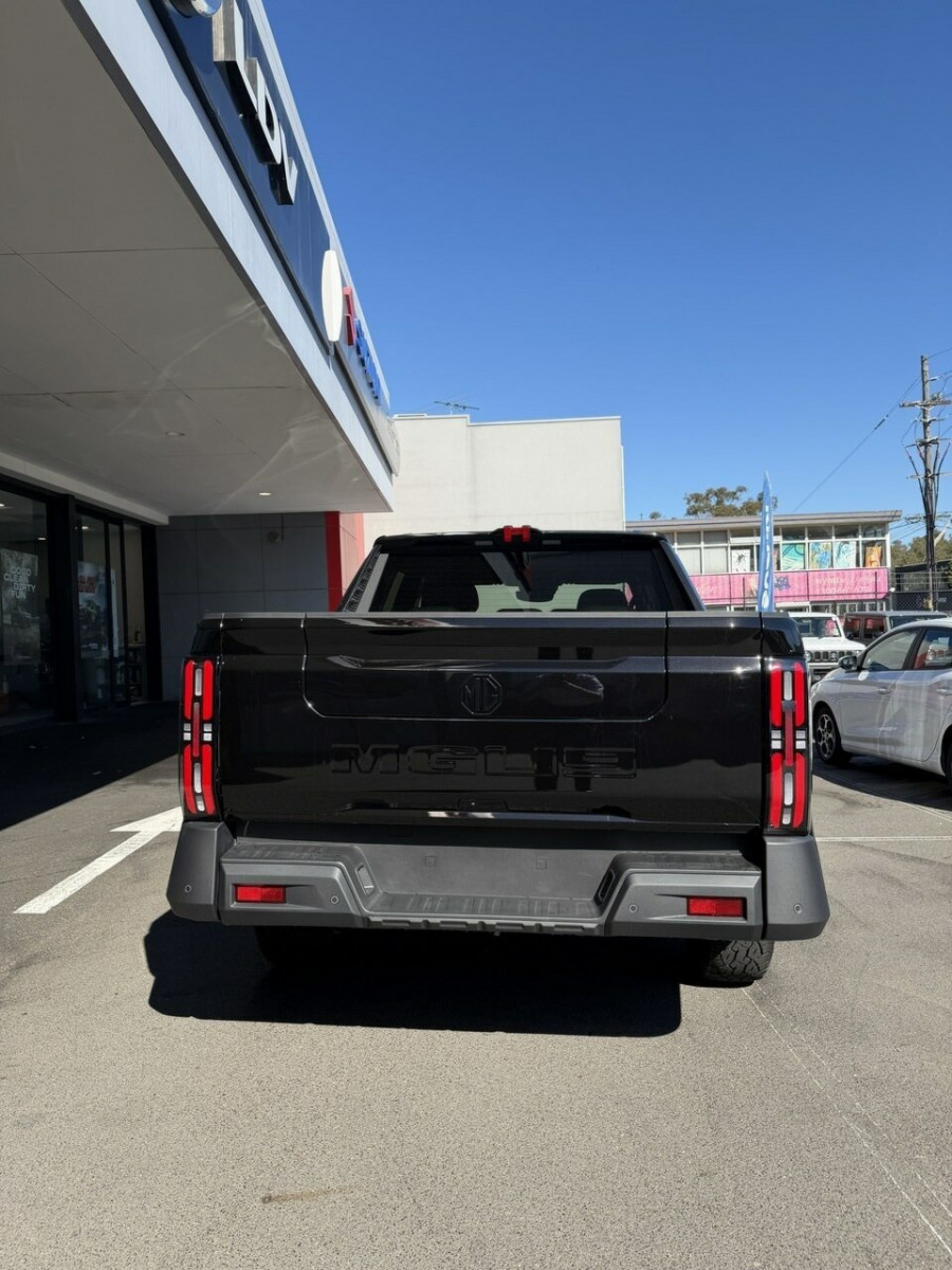 2026 MG U9 EKK1C Black Edition Ute Image 6