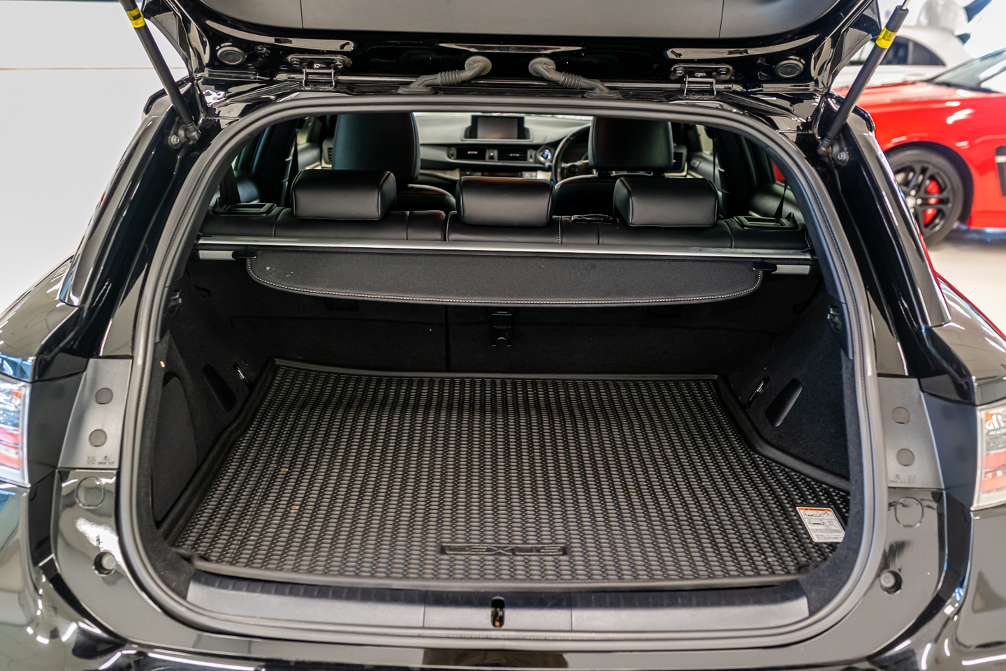 2016 Lexus Ct Hatchback Image 23