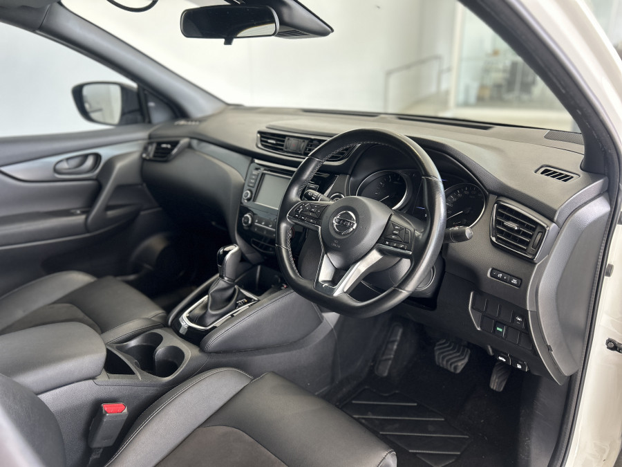 2021 Nissan QASHQAI SUV Image 7