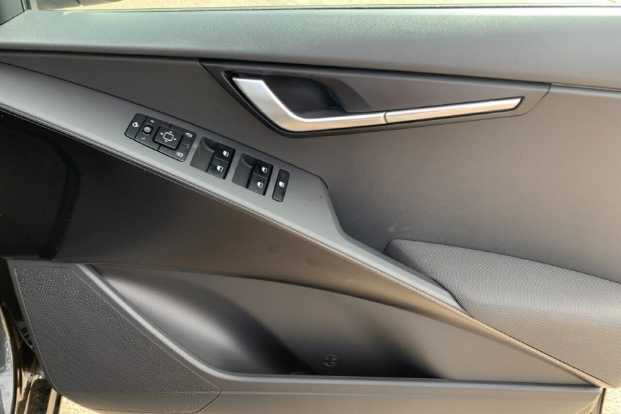 2024 Kia Niro SG2  HEV S SUV Image 18