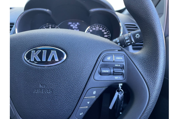 2016 Kia Cerato YD S Hatchback