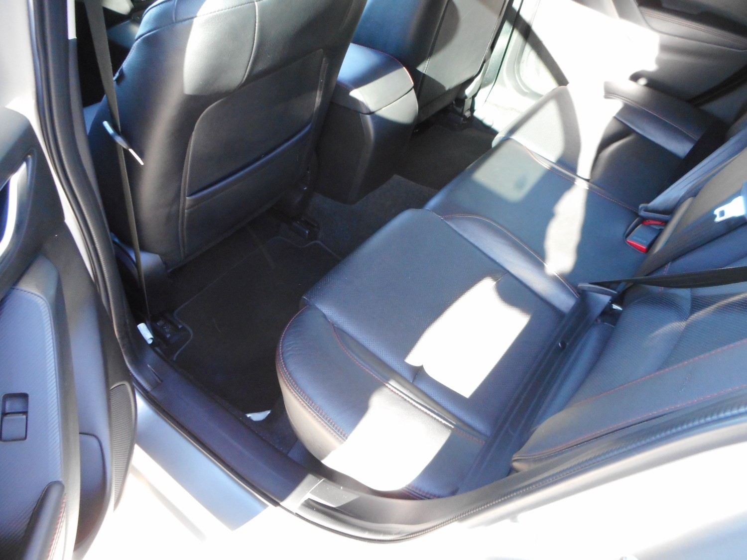 2015 Mazda 3 Hatchback Image 13