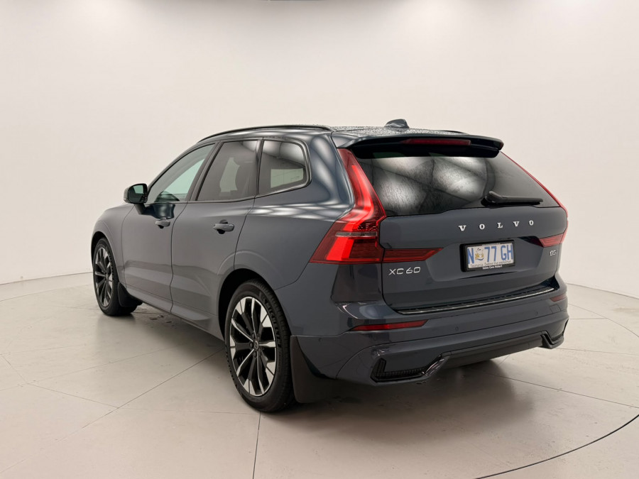2026 Volvo XC60 UZ Ultra B5 Dark SUV Image 5