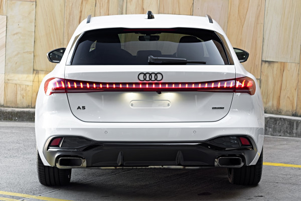 2025 Audi A5 B10 e-hybrid S-Line Wagon image 5