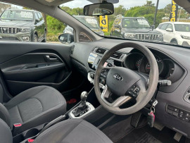 2016 Kia Rio UB S Hatch image 10