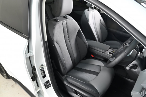 2026 MG MGS5 EV Essence 62 SUV Image 20