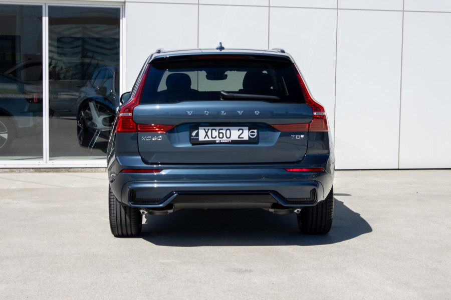 2025 Volvo XC60 UZ Ultra T8 Plug-In Hybrid SUV Image 15
