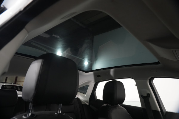 2019 Jaguar E-PACE P200 S SUV image 25