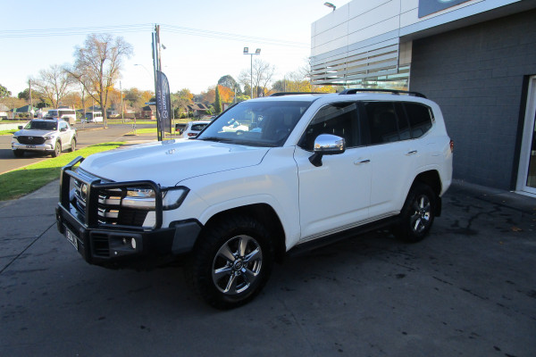 2021 Toyota LandCruiser 5E55190D0 Sahara Wagon Image 3