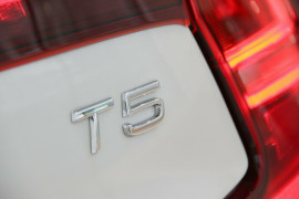 2017 Volvo S90 P Series T5 Momentum Sedan