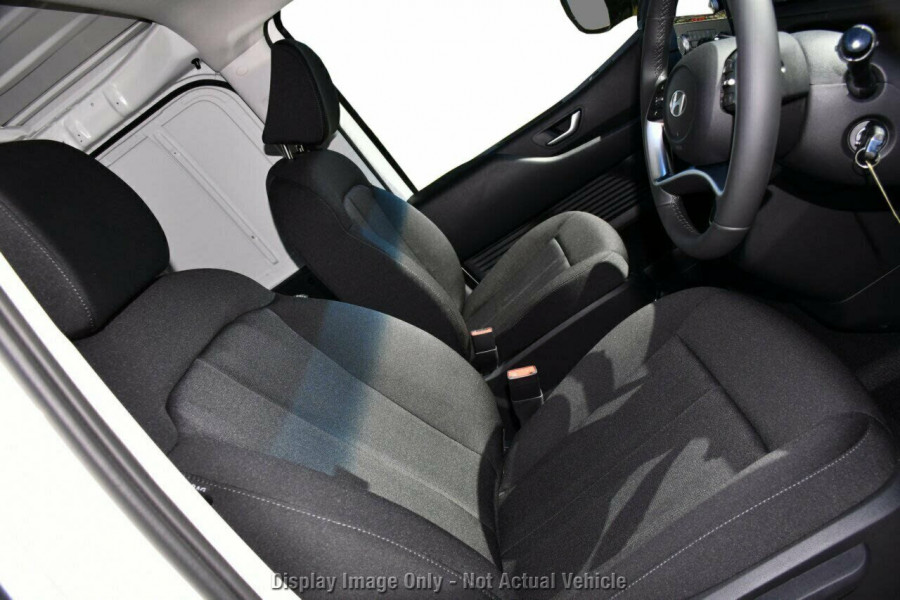 2024 MY25 Hyundai Staria Load US4.V3  Van Image 8