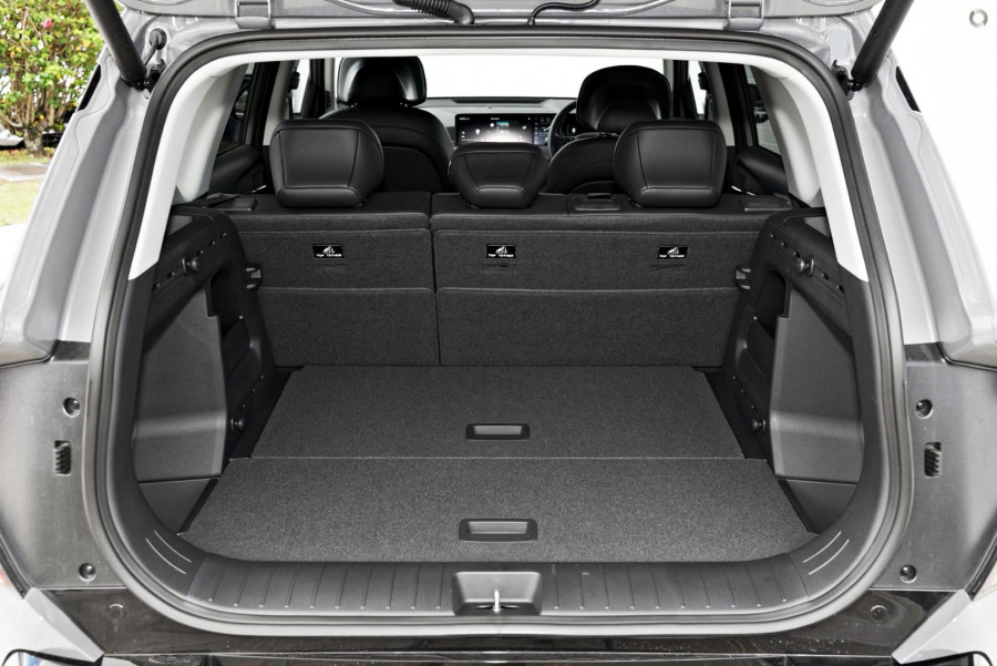2026 Kia EV5 OVc Earth SUV Image 9