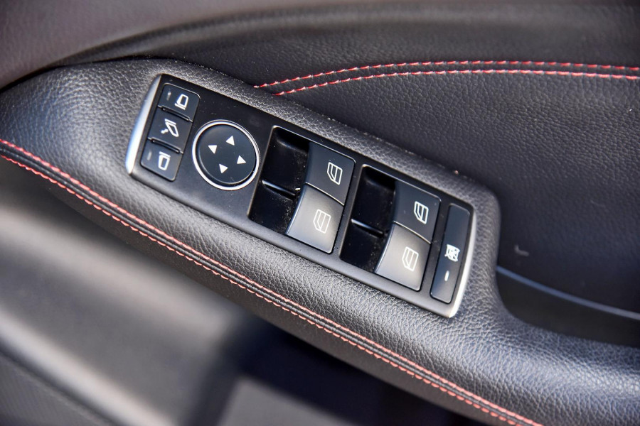 2015 Mercedes-Benz B-Class W246 B250 Hatch Image 15