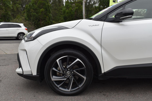 2020 Toyota C-HR NGX Koba SUV Image 16