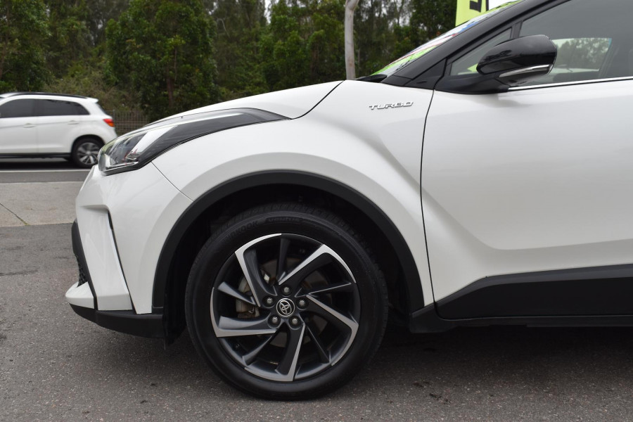 2020 Toyota C-HR NGX Koba SUV Image 16