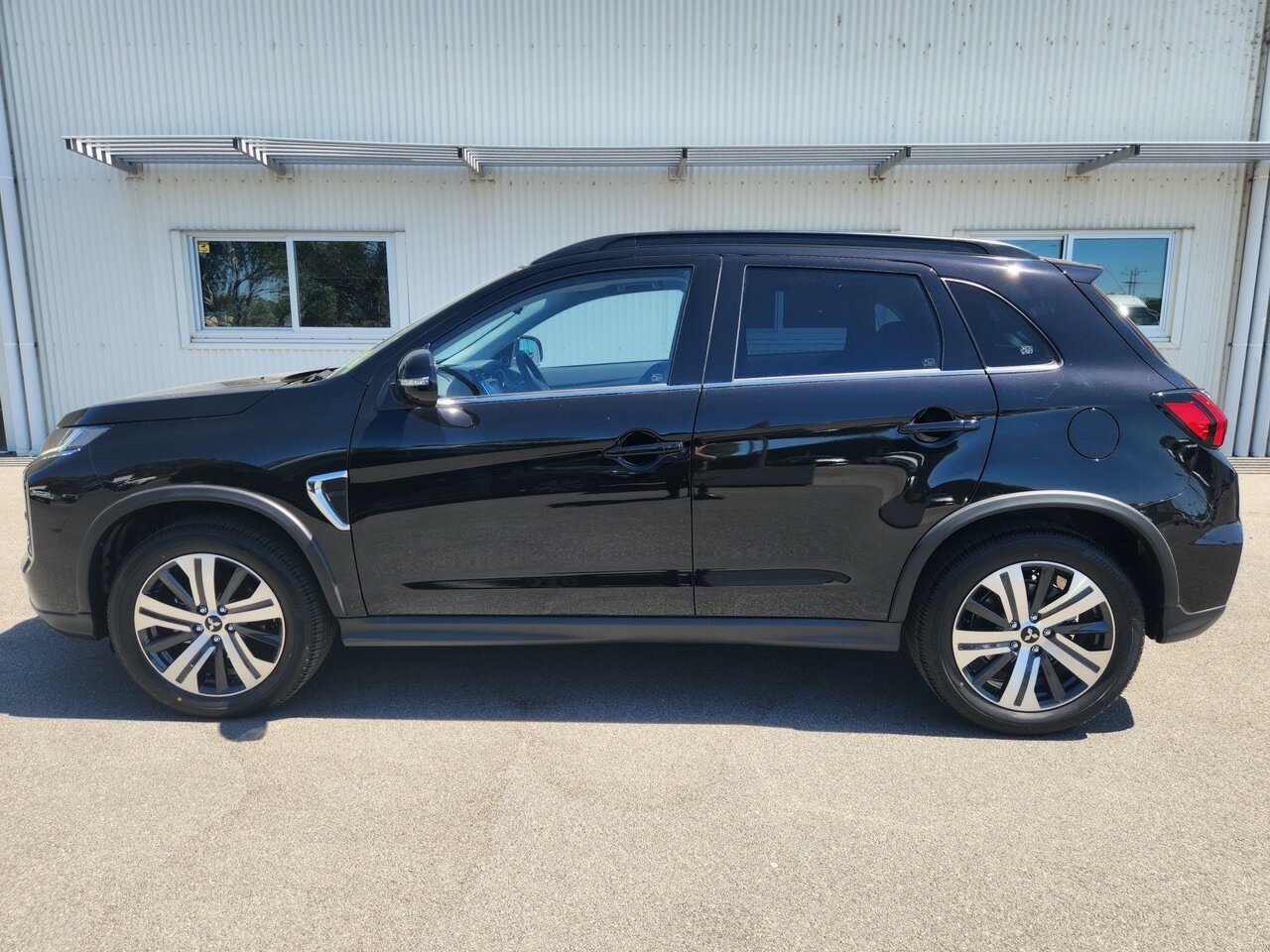 2024 Mitsubishi ASX XD Exceed SUV Image 8