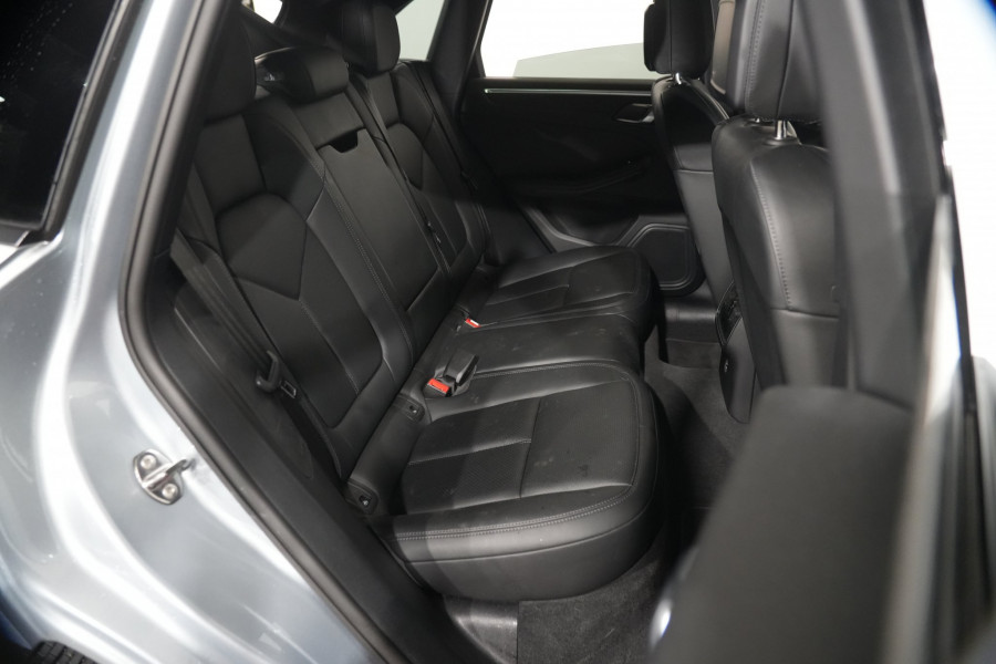 2021 Porsche Macan SUV
