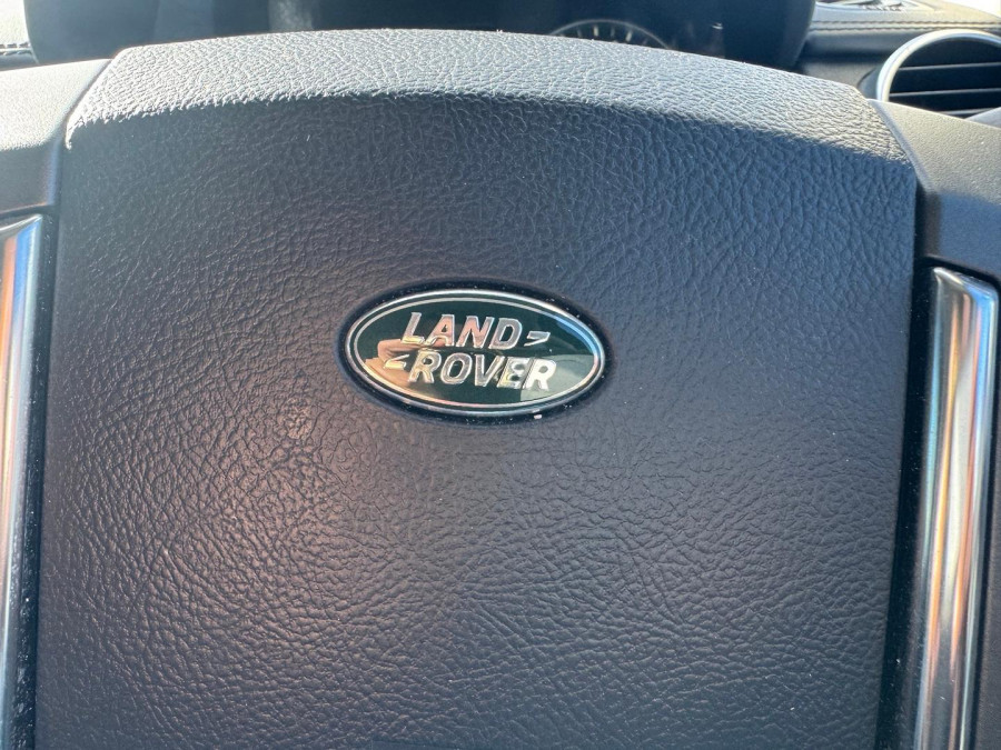 2015 Land Rover Discovery Series 4 SDV6 HSE SUV Image 20