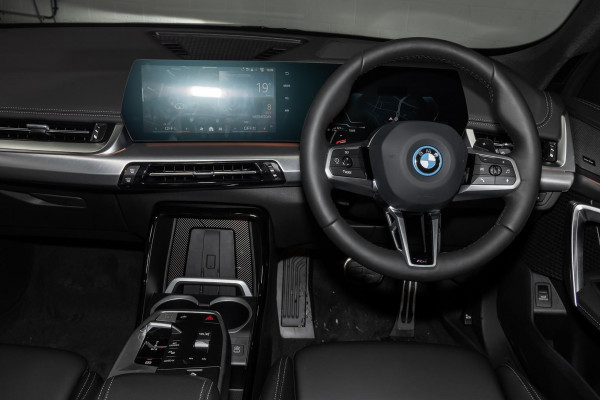 2026 BMW X1 U11 xDrive25e M Sport SUV image 7