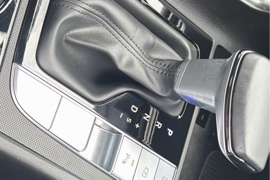 2024 Hyundai i30 CN7.V2 Elite Sedan Image 17