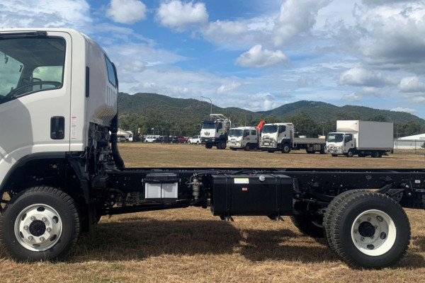 2026 Isuzu NQS 80-175 DT D34 Cab Chassis Image 10