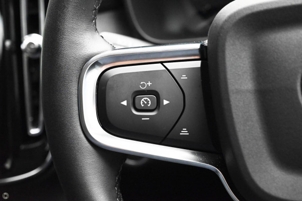 2026 Volvo XC40 XZ Plus B4 SUV Image 14