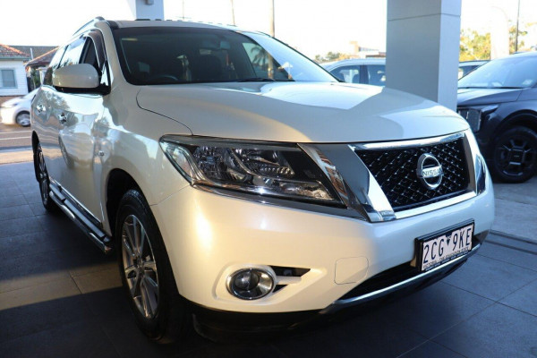 2016 Nissan Pathfinder R52 ST-L SUV