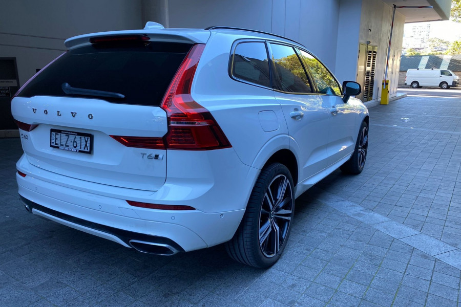 Demo 2021 Volvo Xc60 T6 R Design 8303637 Darlinghurst Nsw