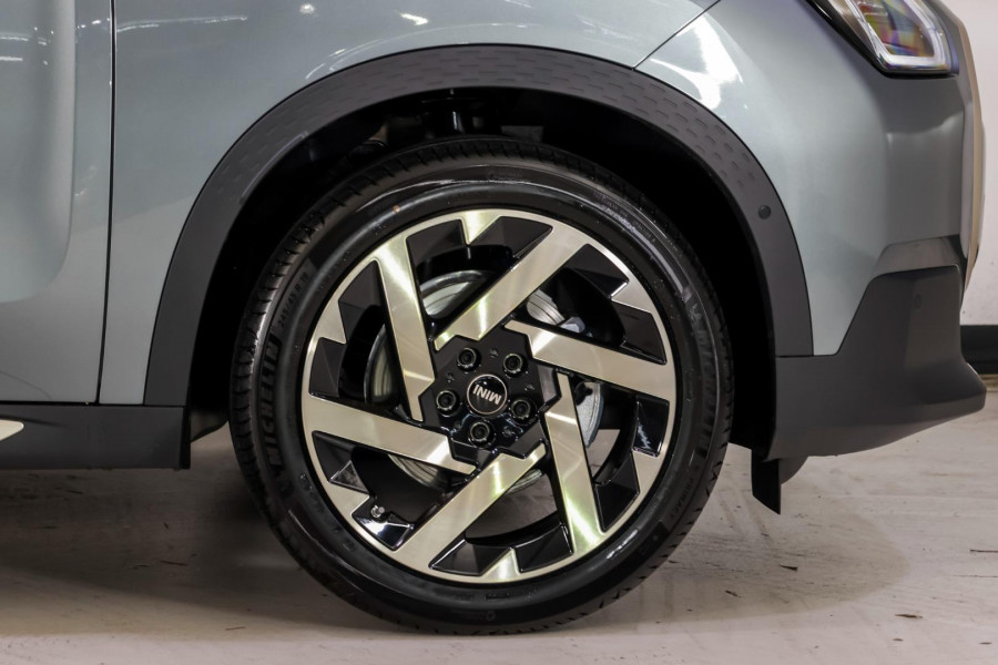 2025 MINI Countryman U25 C Favoured SUV
