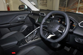2025 MG ZS ZS32 Essence SUV