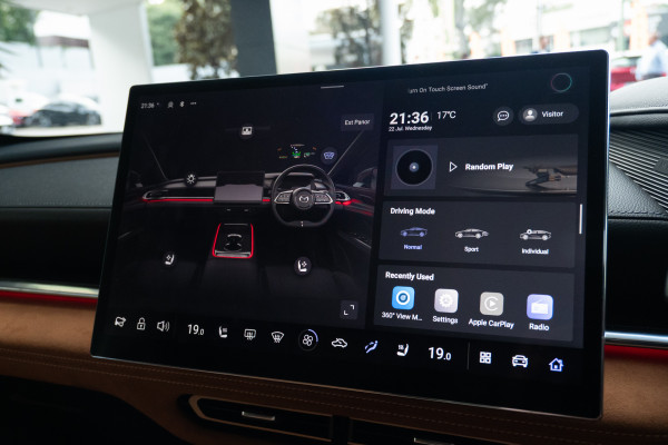 2026 Mazda 6e  Atenza Hatch Image 16