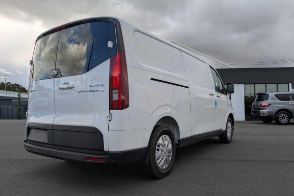 2024 LDV Deliver 7   Van Image 5