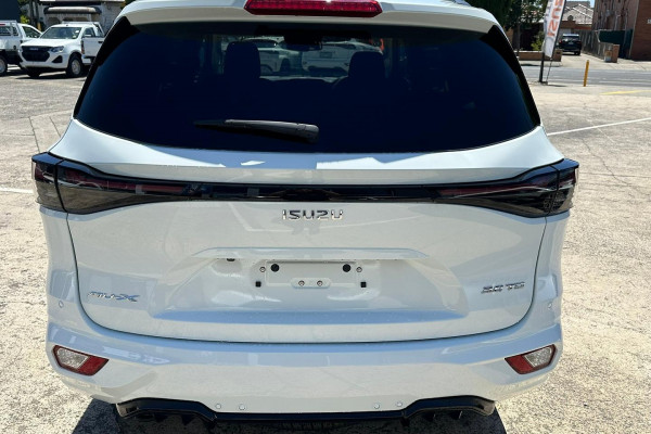 2026 MY25.5 Isuzu MU-X RJ LS-U SUV Image 4