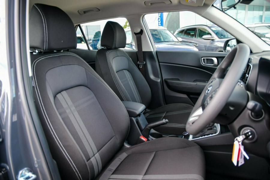 2025 Hyundai Venue QX.V5  SUV Image 16