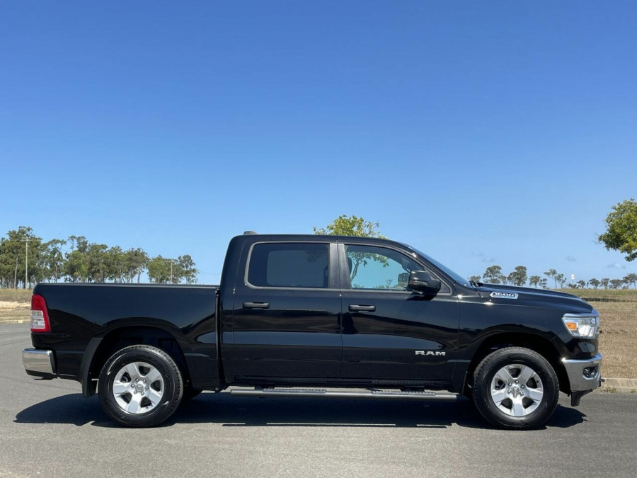 2024 Ram 1500 DT Big Horn LWB Crew Cab Image 2