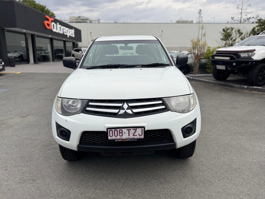 2011 Mitsubishi Triton MN GLX Ute Image 3