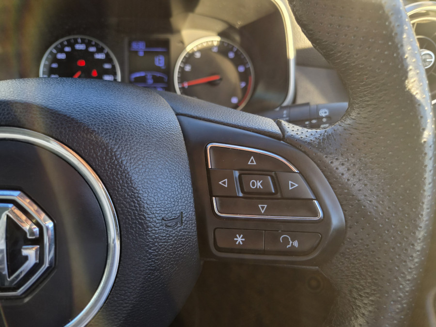 2021 MG ZS AZS1 Essence SUV Image 16