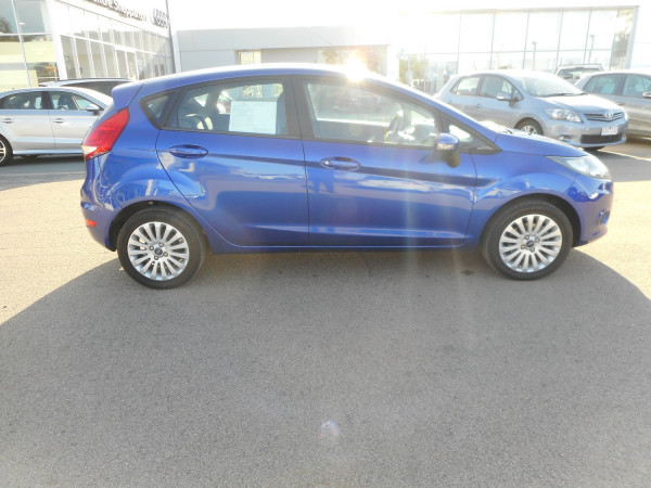 2012 Ford Fiesta WT LX Hatchback