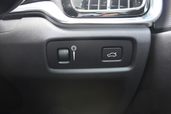 2019 MY20 Volvo V60 F-Series T5 Momentum Wagon