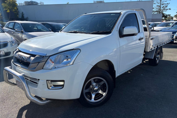 2015 Isuzu D-MAX  SX Cab Chassis Image 1