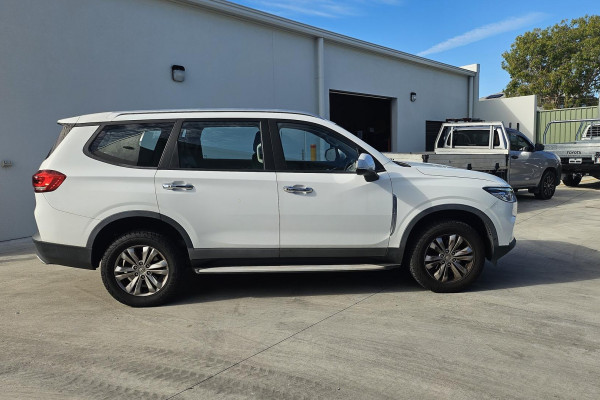 2021 LDV D90 SV9A  SUV Image 2