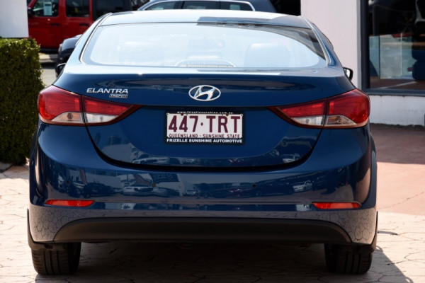2013 MY14 Hyundai Elantra MD3 Trophy Sedan Image 4