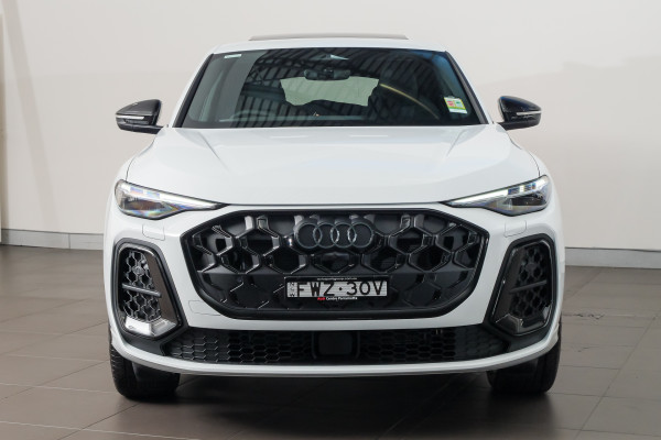 2026 Audi Q5 TFSI Sport SUV image 4