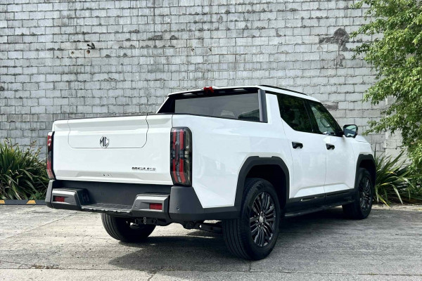 2026 MG U9 Explore Pro Ute Image 3
