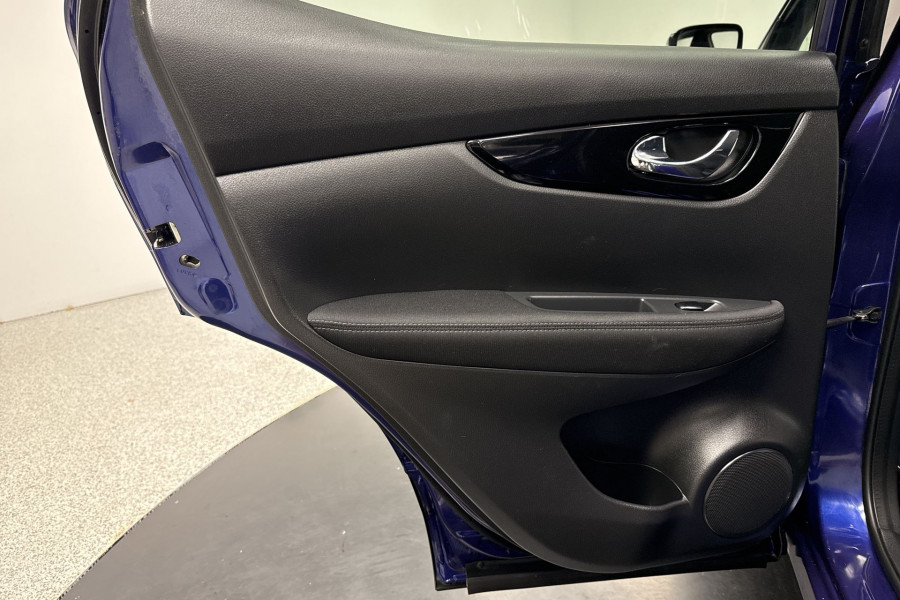 2016 Nissan QASHQAI TS Wagon Image 14