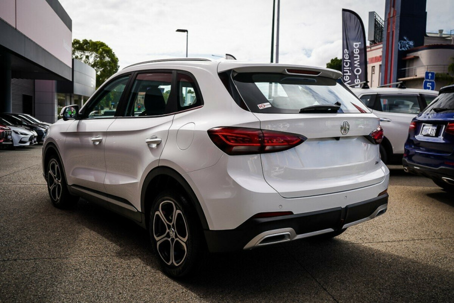 2025 MG ZS ZS32 Essence SUV Image 6