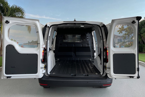 2025 Volkswagen Caddy 5 Maxi Van Image 8
