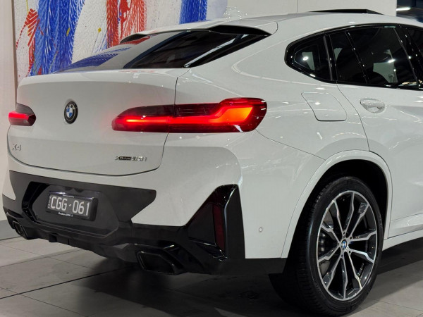 2023 BMW X4 G02 LCI xDrive30i M Sport SUV image 9
